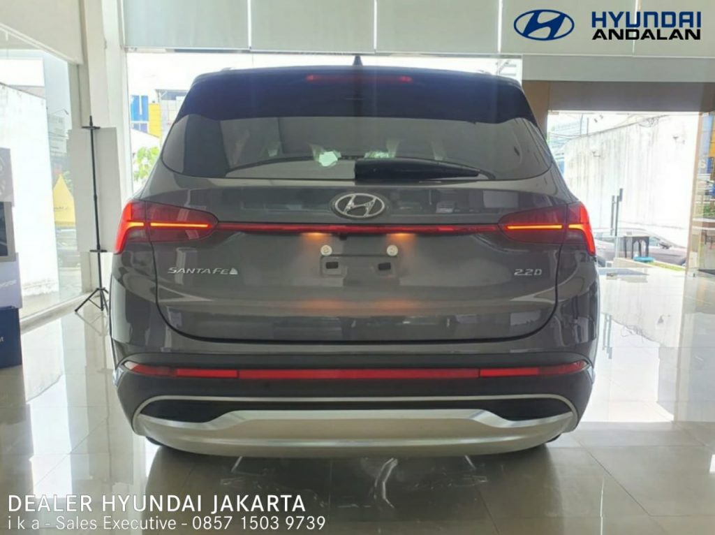Promo Hyundai Santa Fe Jakarta Indonesia 2023 Grey 4